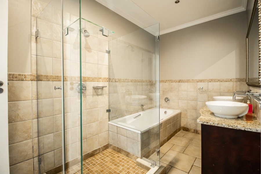 4 Bedroom Property for Sale in Pinnacle Point Golf Estate Western Cape